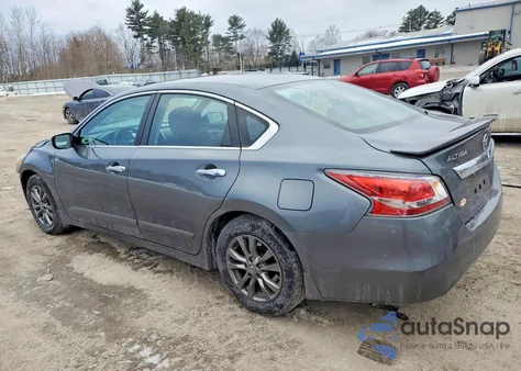 2015 Nissan Altima 2.5 z USA, uszkodzony, nr VIN 1N4AL3AP6FN394792